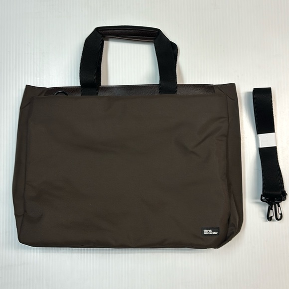 NWOT. Derek Alexander Brown Nylon Top Zip Tote - Unisex - Picture 4 of 15